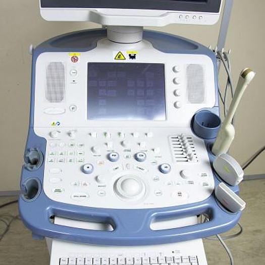 D'occasion ECHOGRAPHE TOSHIBA XARIO COULEUR DOPPLER AVEC 3 SONDES ET ÉCRAN PLAT