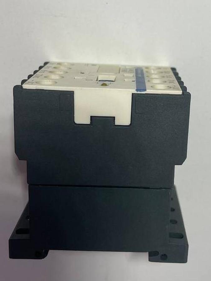 Used Schneider Electric Telemecanique TeSys K LP4K0901BW3 Mini Contactor