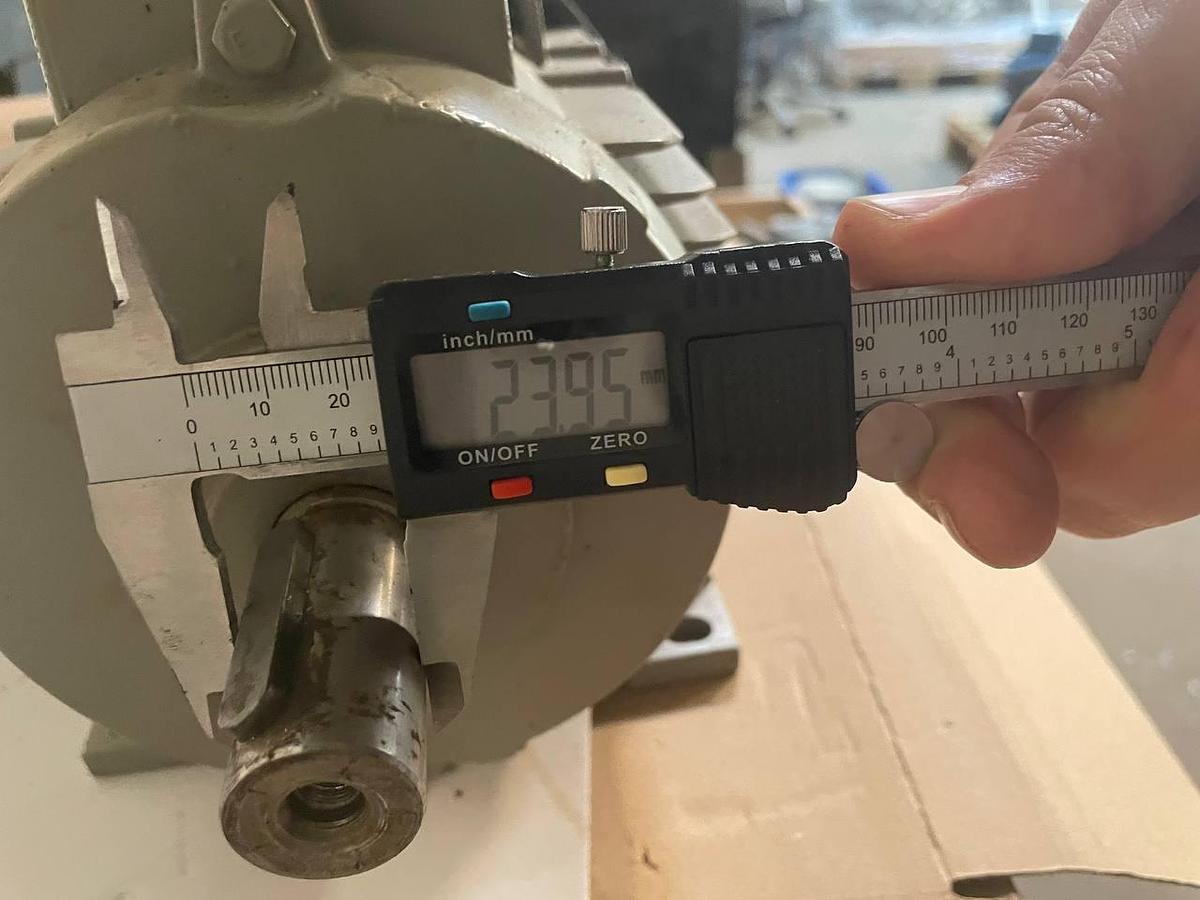 Used ROTOR nl 3 ∼ Mot IEC/EN 60034 5RN90L06  UD 0405/143482-003-11