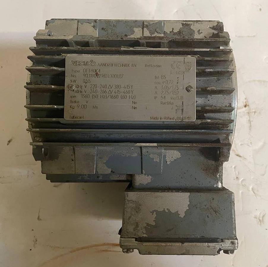 Used VECTOR AANDRIJFTECHNIEK B.V. 3 ∼ Mot  IEC34 WA30/T DT71D4