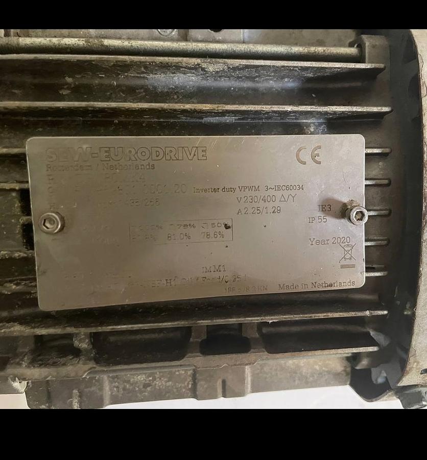 Used SEW-EURODRIVE  3∼ IEC34  WA30/TDT71D4