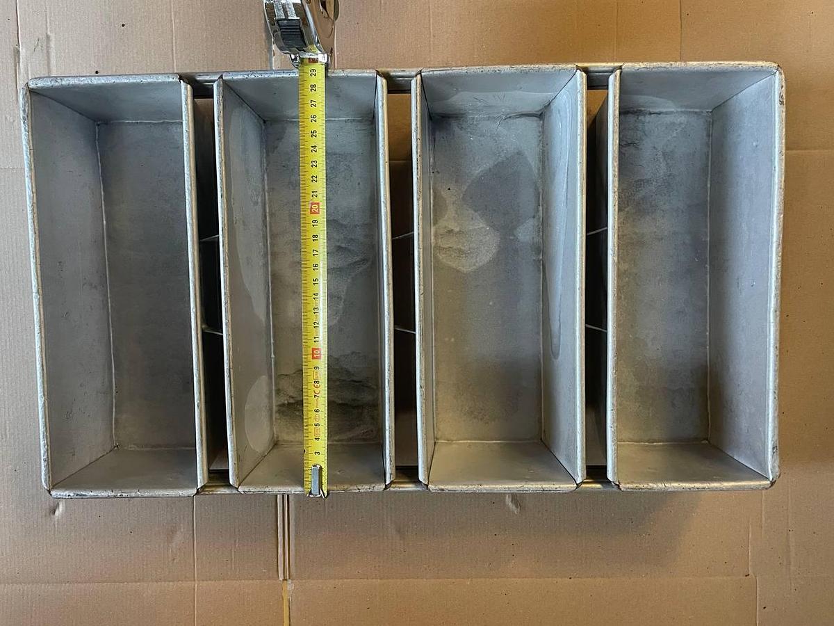 Used KAAK Bread baking pans