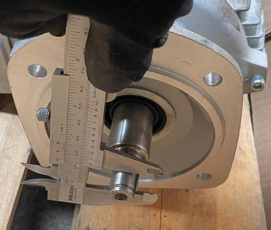 Used NORD 3 ∼ N  SK 63 L/ 4 BRE 4L C30517110/9215 ( 02-63 L/4 BR E4)