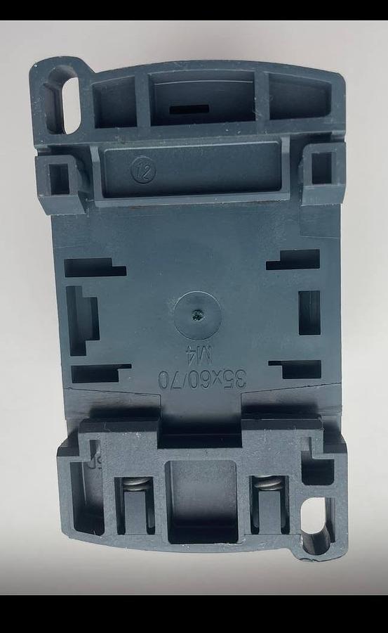 Used Telemecanique TeSys D LC1 D18 Contactor (Schneider Electric)