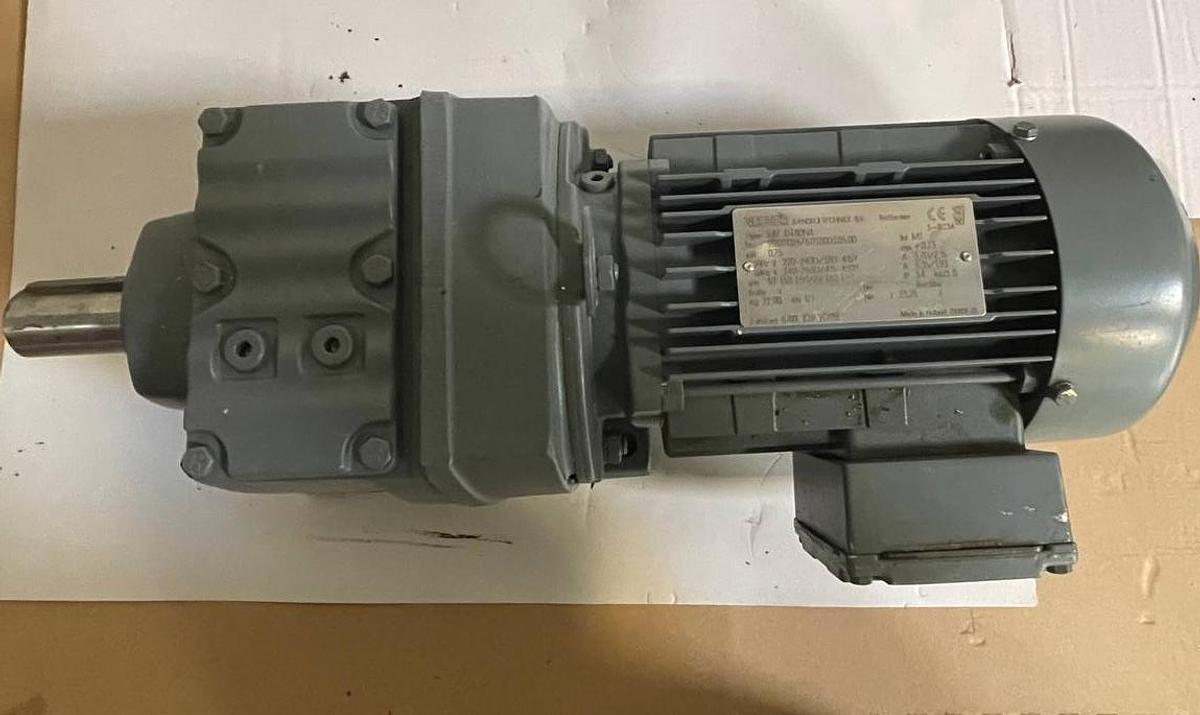 Used VECTOR AANDRIJFTECHNIEK B.V. 3 ∼ Mot  IEC34 WAF20 DR63L4