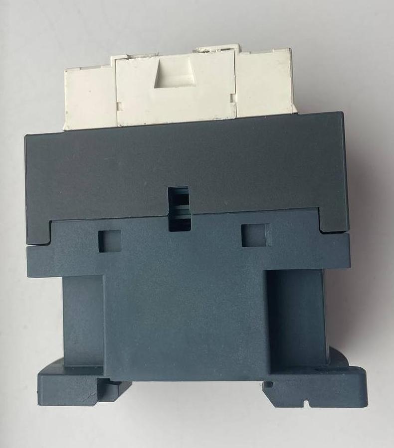 Used Telemecanique TeSys D LC1 D18 Contactor (Schneider Electric)