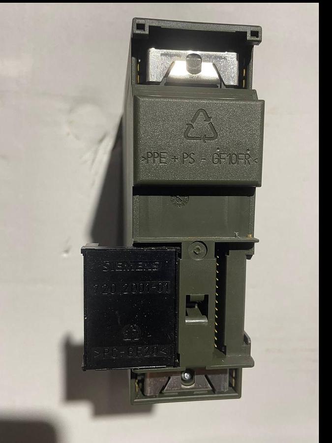 Used 2001 SIEMENS 6ES7 350-1AH03-0AE0 SIMATIC S7  DC 24V/ 0.5A