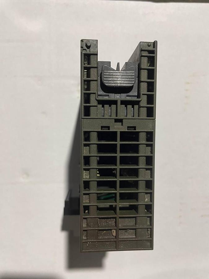 Used 2001 SIEMENS 6ES7 350-1AH03-0AE0 SIMATIC S7  DC 24V/ 0.5A