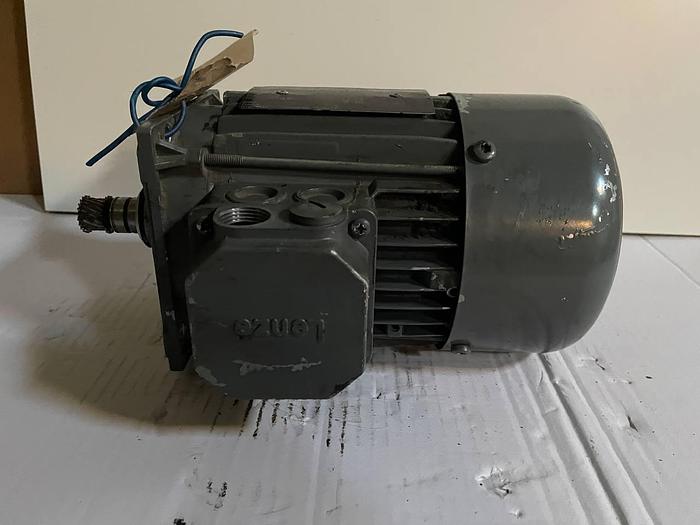 Used LENZE 32699 Extertal 3 ∼ Mot EN60034 GSS04-2M VAR 071C42