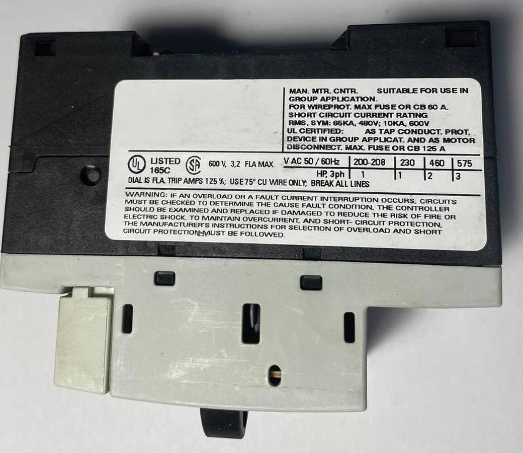 Used SIEMENS Siemens 3RV1011-1DA10 Circuit Breaker