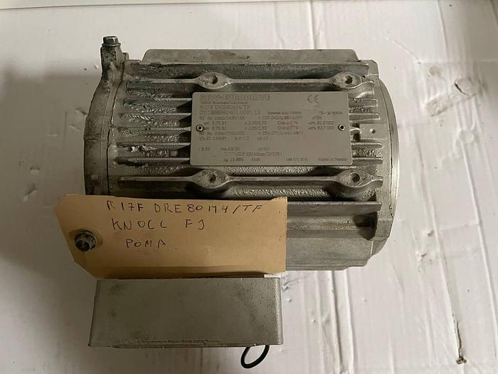 Used SEW-EURODRIVE Bruchsal 3 ∼ IEC 34   SA37 DT71D4 90.1196252601.0001.07