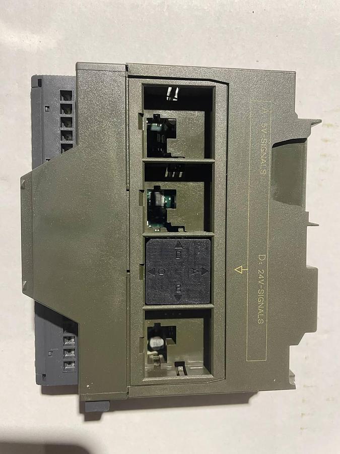 Used 2001 SIEMENS 6ES7 321-1BH02-0AA0 SIMATIC S7