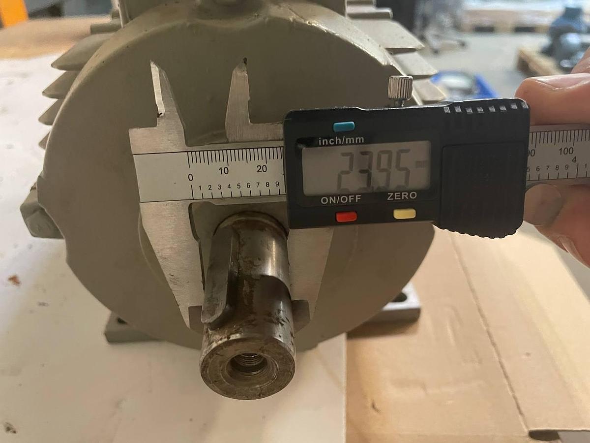 Used ROTOR nl 3 ∼ Mot IEC/EN 60034 5RN90L06  UD 0405/143482-003-11