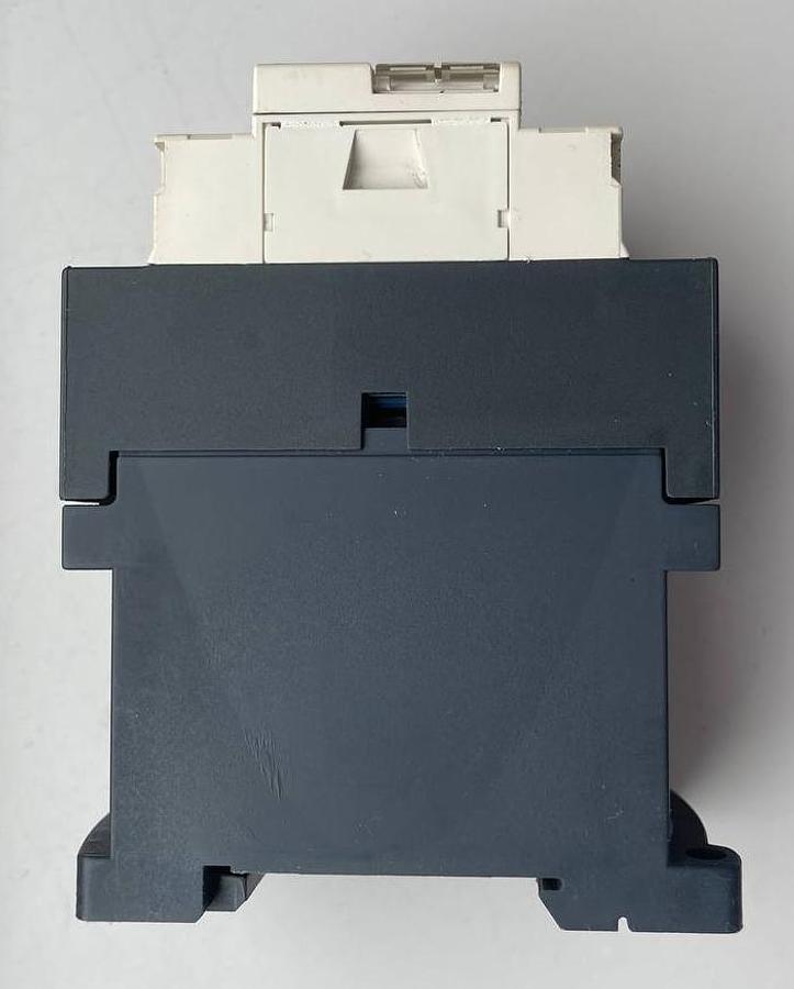 Used Telemecanique LC1 D09 Contactor (Schneider Electric)