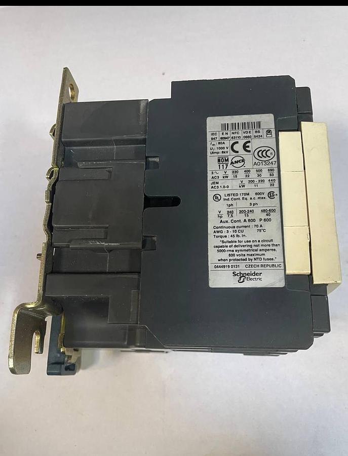 Used Schneider Electric Schneider 80A Contactor (230V Coil)