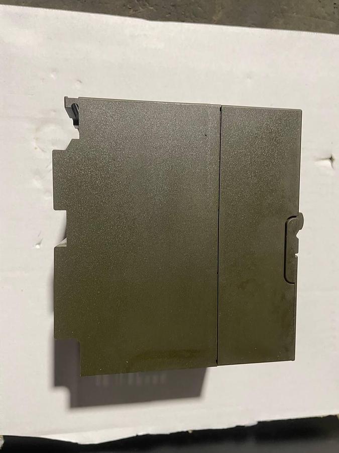 Used 2001 SIEMENS 6ES7 307-1KA01-0AA0 SIMATIC S7 INPUT AC120V/ 230V