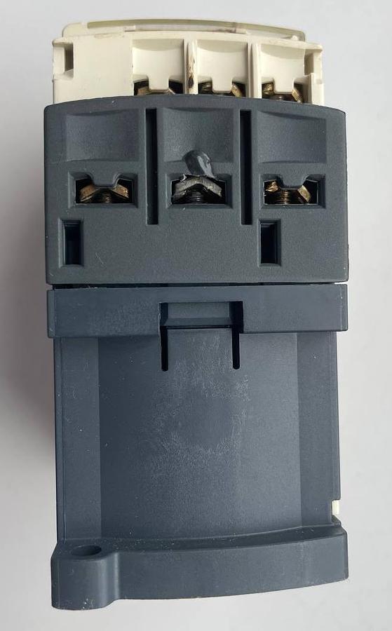 Used Telemecanique LC1 D09 Contactor (Schneider Electric)
