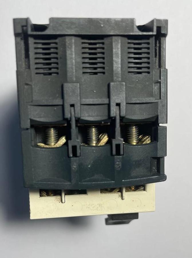 Used 2021 Schneider Electric TELEMECANIQUE GV2ME07 / 1.6 - 2.5А  CIRCUIT BREAKER