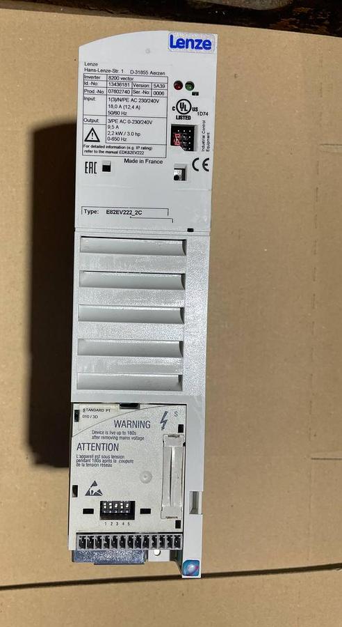 Used LENZE frequency controller E82EV222_4C