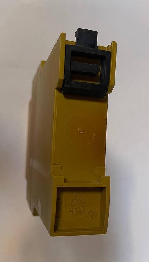 Used Pilz PNOZ X2 Safety Relay