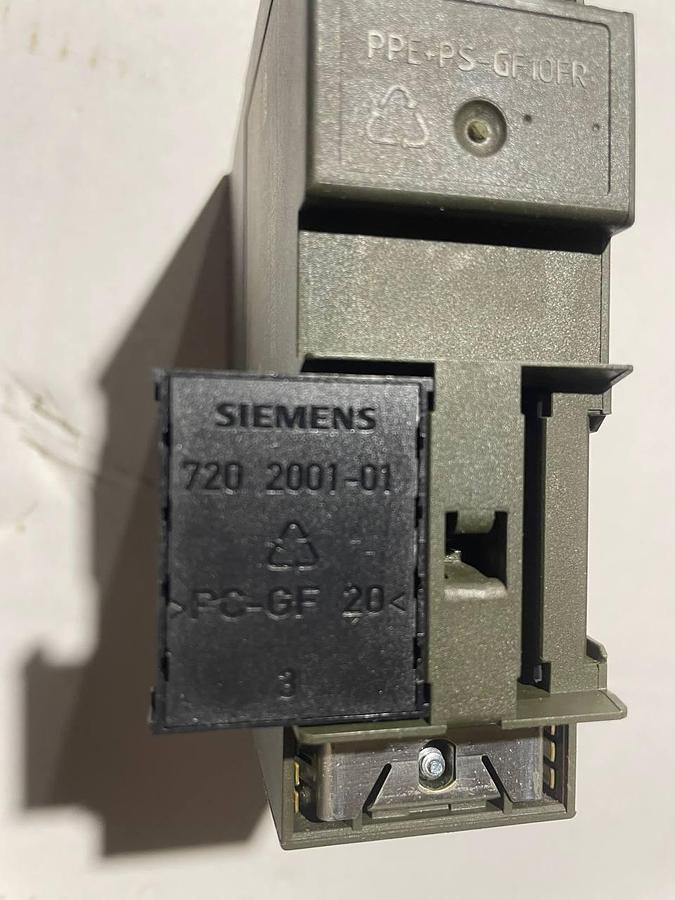 Used 2001 SIEMENS 6ES7 321-1BL00-0AA0 SIMATIC S7
