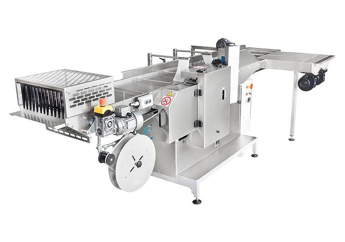 The DPK-300 packaging machine