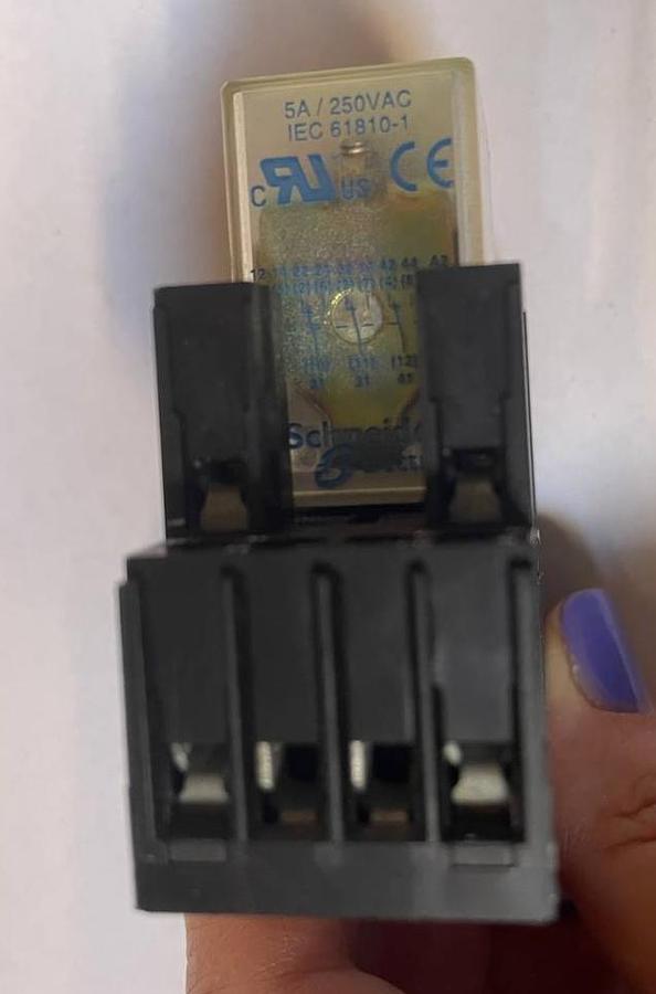 Used Telemecanique  RXN41G12BD Intermediate Relay