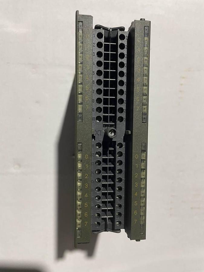 Used 2001 SIEMENS 6ES7 350-1AH03-0AE0 SIMATIC S7  DC 24V/ 0.5A