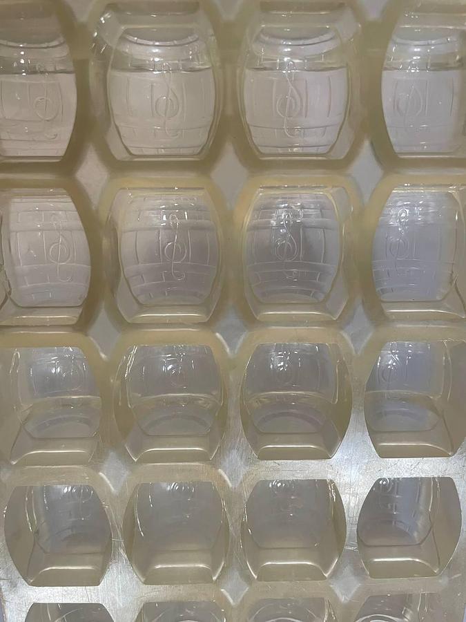 Used BakeProject B.V. Molds for the production of chocolates.