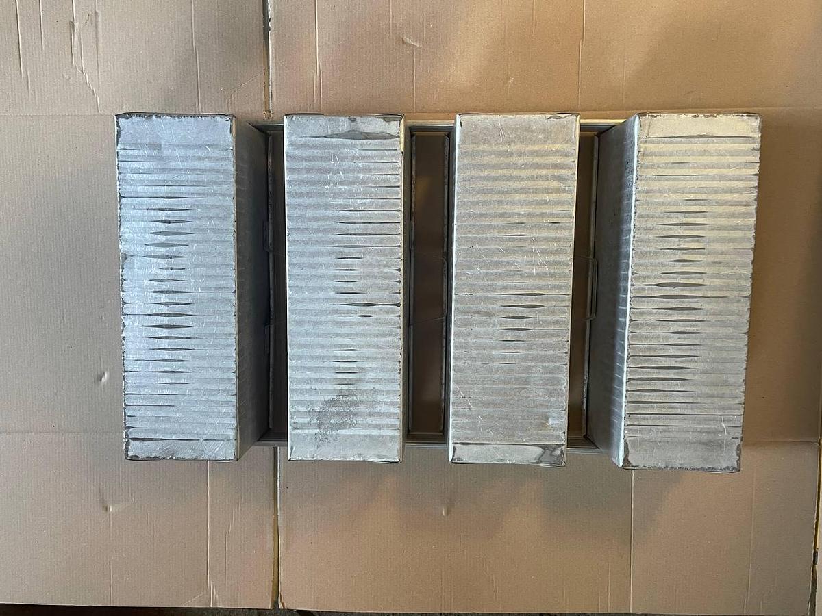Used KAAK Bread baking pans