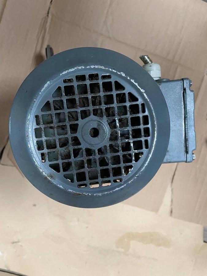 Used SEW-EURODRIVE Bruchsal 3 ∼ IEC34   WA20 DR63M2 90.1196252602.0001.07