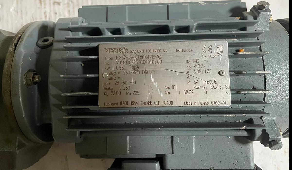 Used VECTOR AANDRIJFTECHNIEK B.V. 3 ∼ Mot  IEC34 DFT80K4