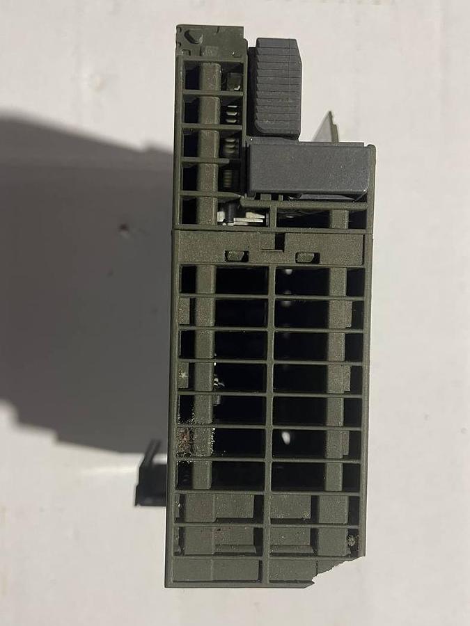 Used 2001 SIEMENS 6ES7 321-1BH02-0AA0 SIMATIC S7