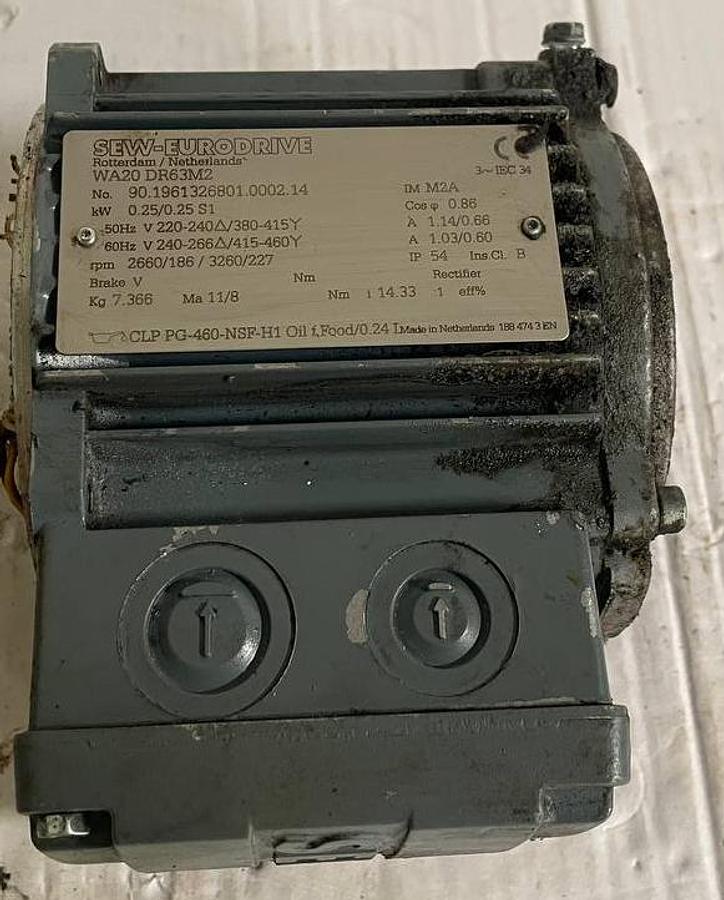 Used SEW-EURODRIVE SA57 DAS80N4/TF/IS Unverter duty VPWM