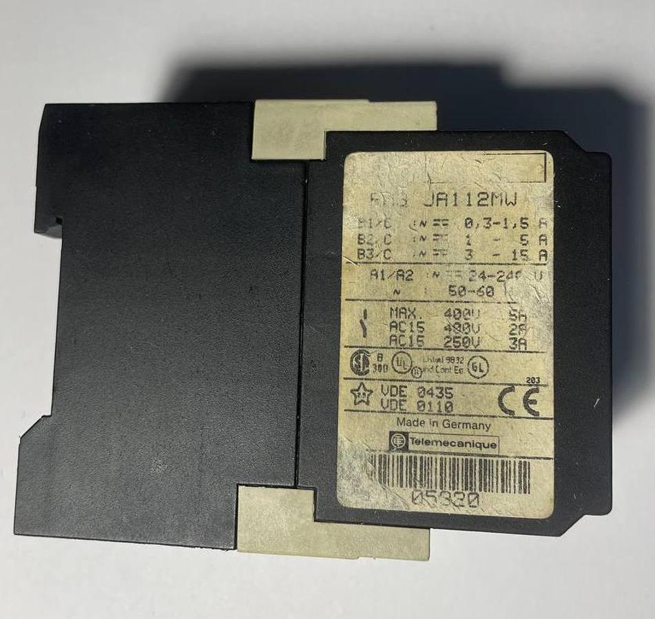 Used SIEMENS Telemecanique RM3 JA112MW Current Measurement Relay 0.3-1.5A