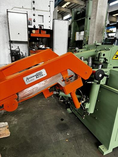 Usato Linea compatta ASSERVIMENTI PRESSE 400 x 5