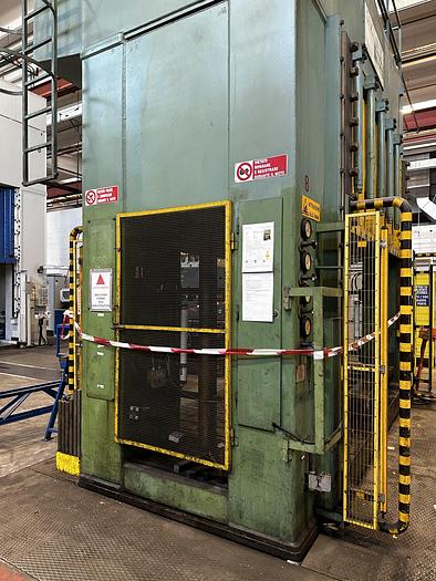 Usato Pressa idraulica EMANUEL 640 ton.