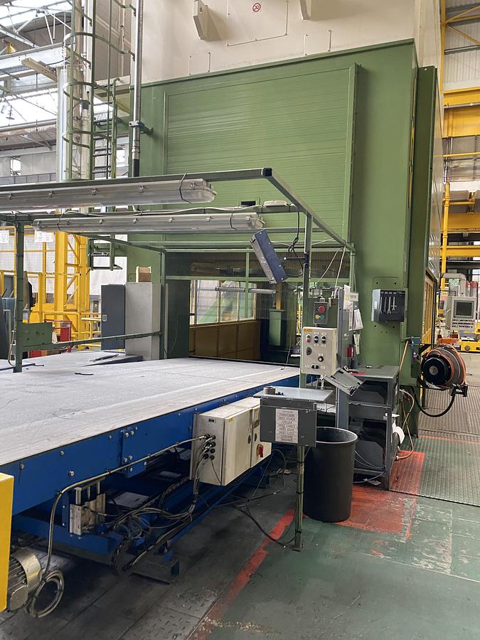 Usato Pressa IMV 1.250 ton Piani 4.500 x 2.000