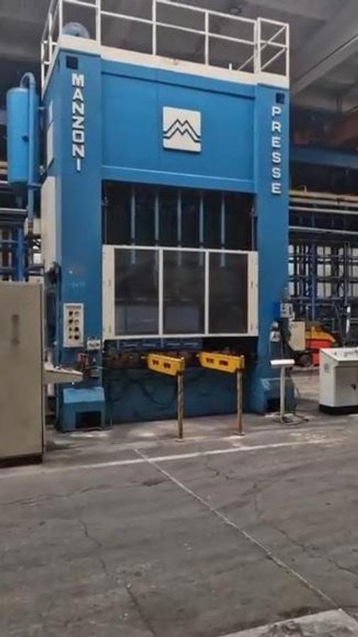 Usato Pressa meccanica doppio montante MANZONI 630 ton.