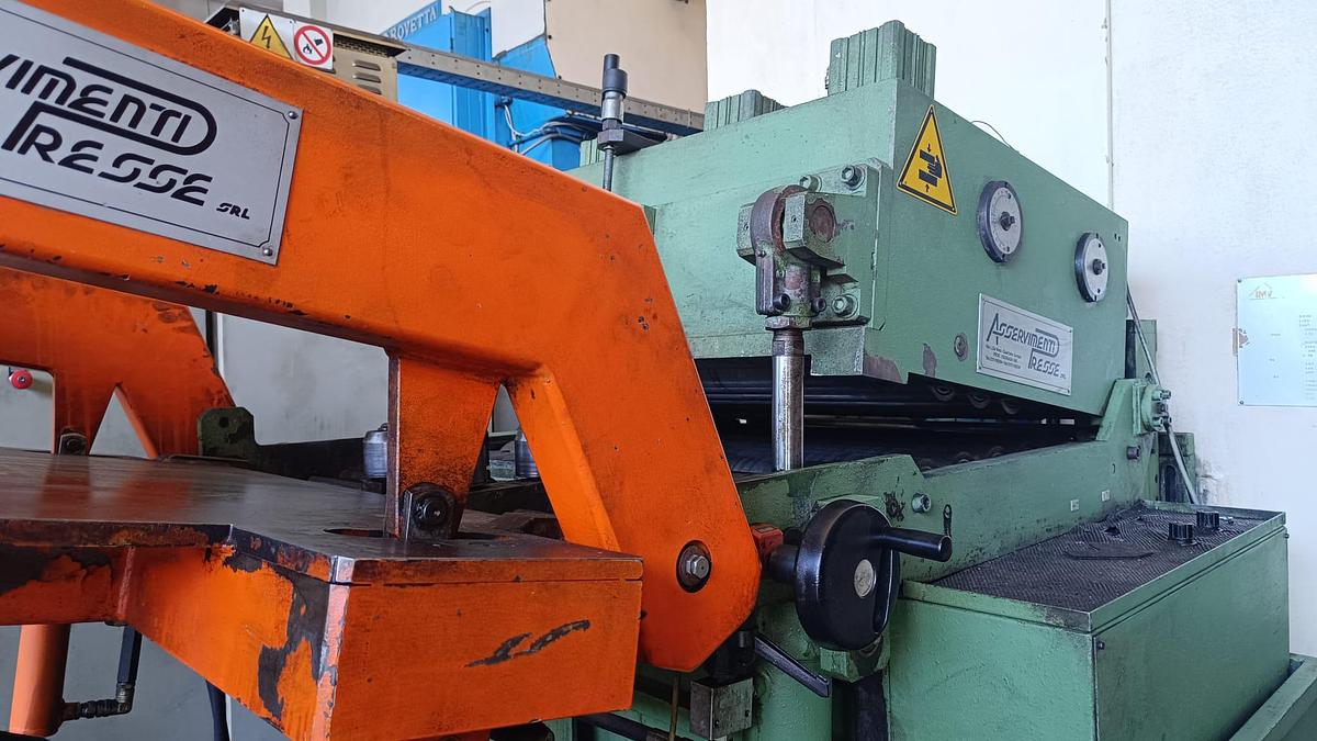 Used Linea compatta Asservimenti presse 800 x 4