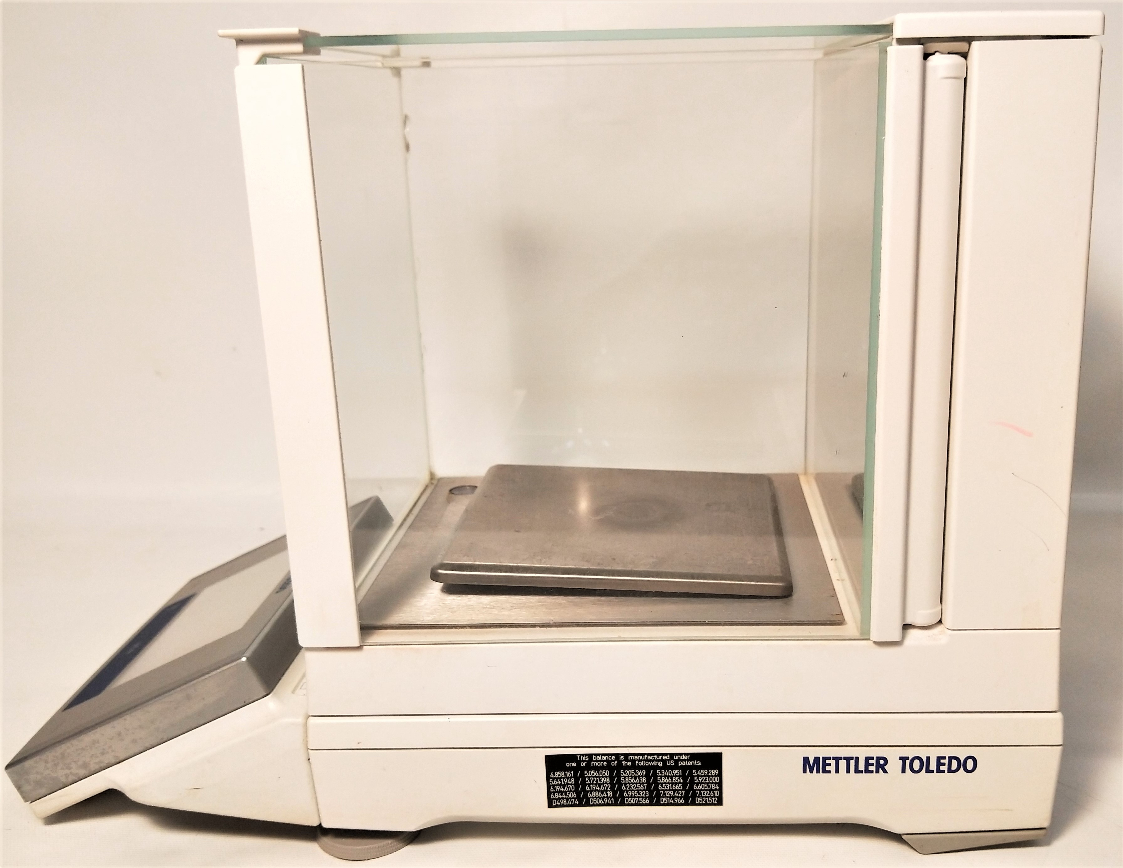 Used Mettler Toledo XS603SDR Delta-Range Analytical Balance (120g x 0.0001g / 610g x 0.001g)