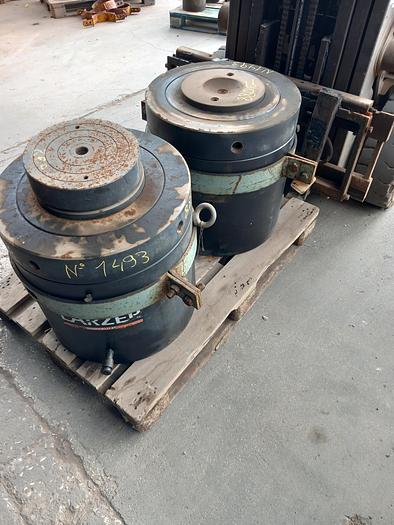 Used Macaco hidraúlico Larzep