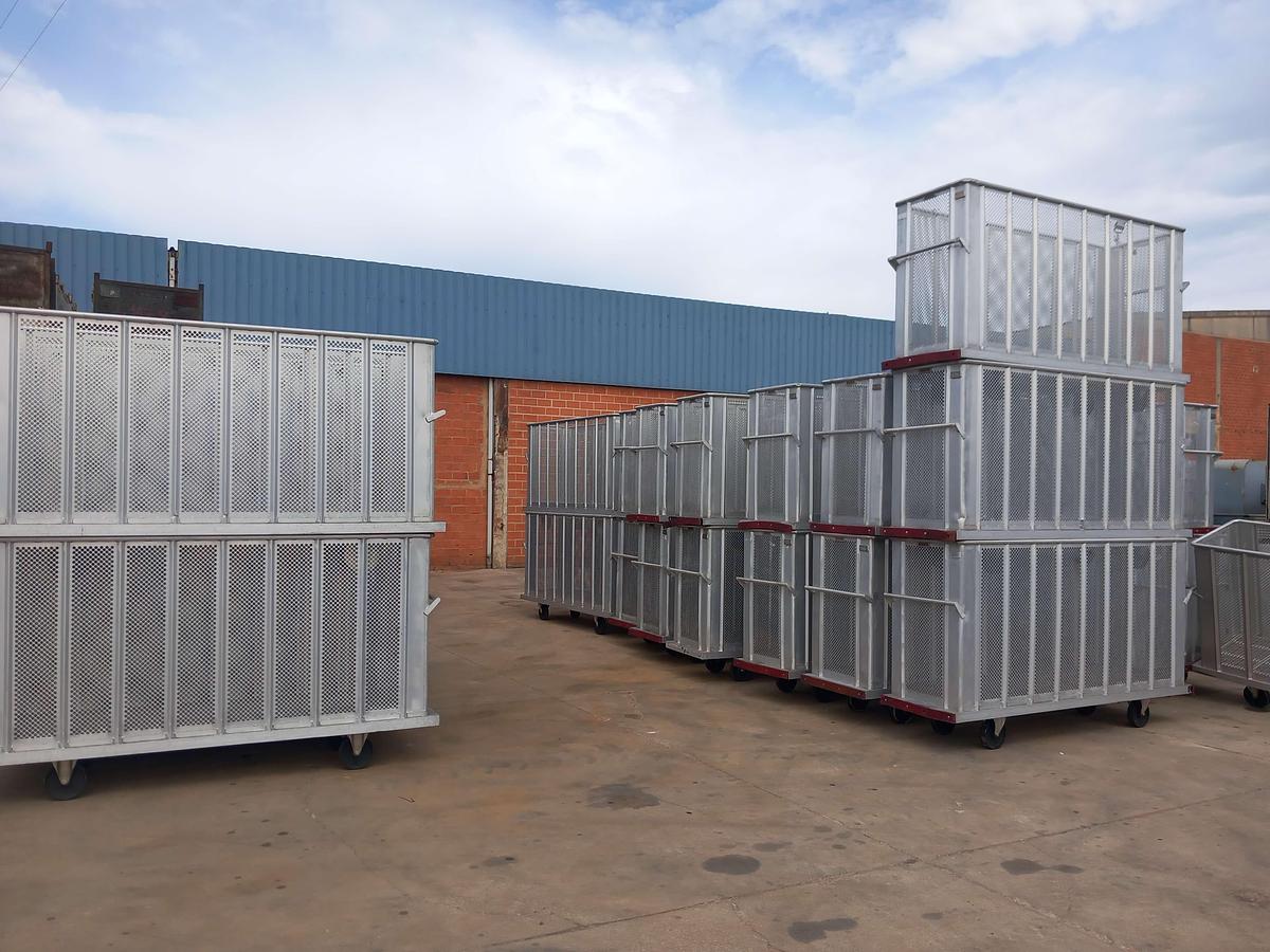 Used Caixas de aluminio