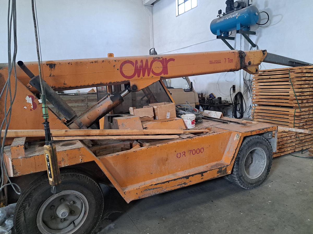 Used Empilhador telescópico de 7 toneladas OMAR