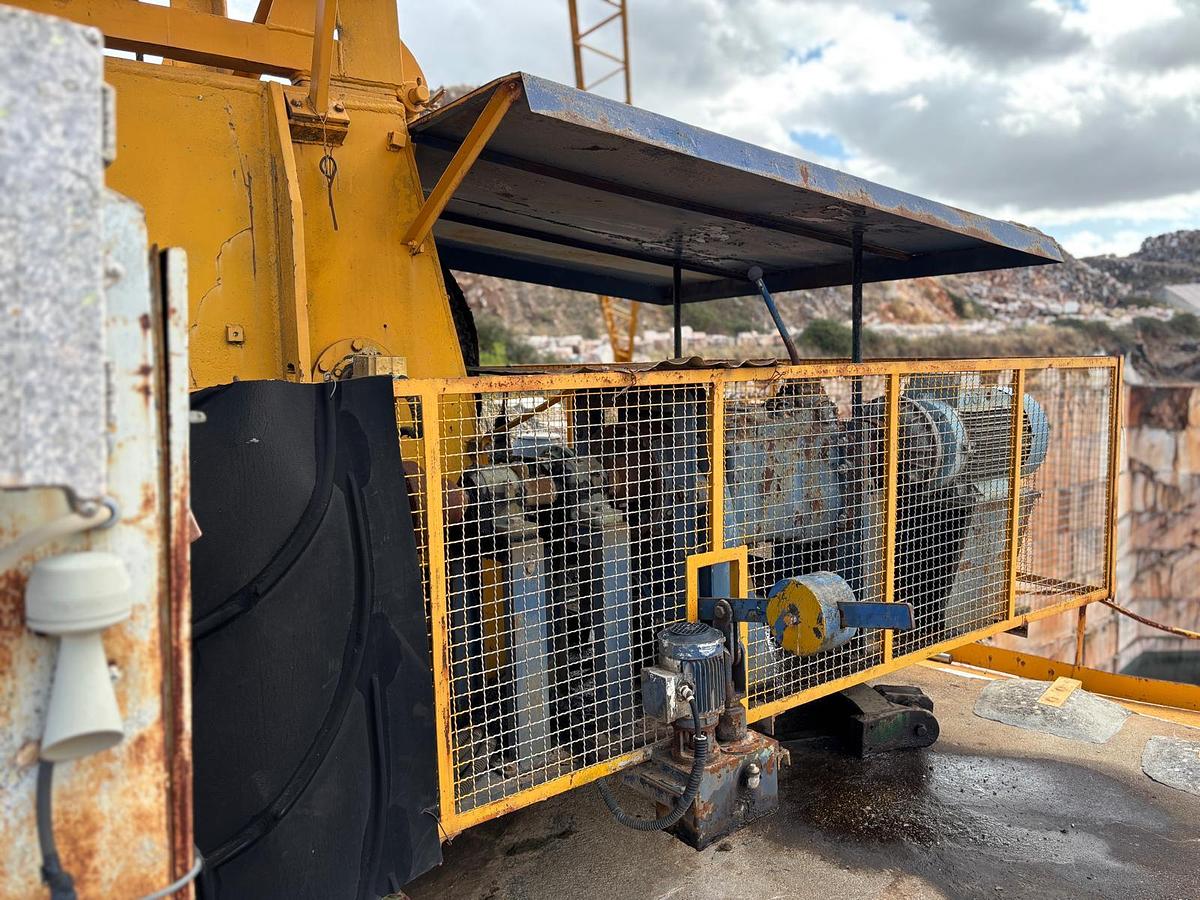 Used Grua DERRICK de 50 toneladas para pedreiras