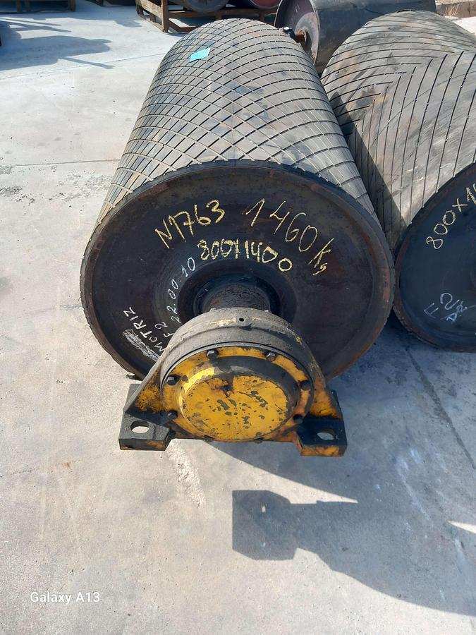 Used Tambor de acionamento emborrachado nervurado 800 x 1400