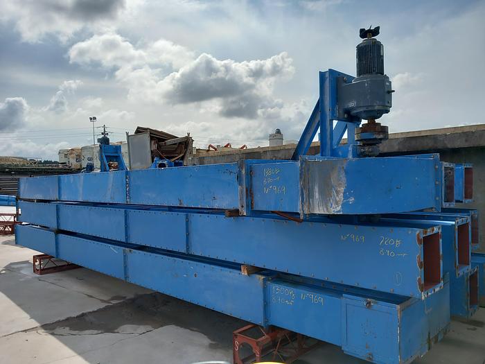 Used Transportador vertical de baldes de 26 metros