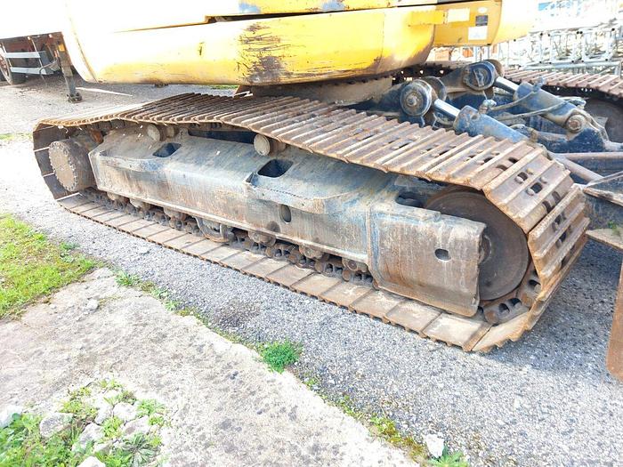 Usado Komatsu PC 228 US