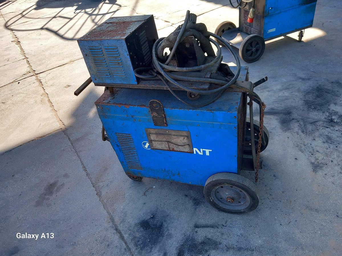 Used Máquina de soldar Oerlikon Mig 45.2