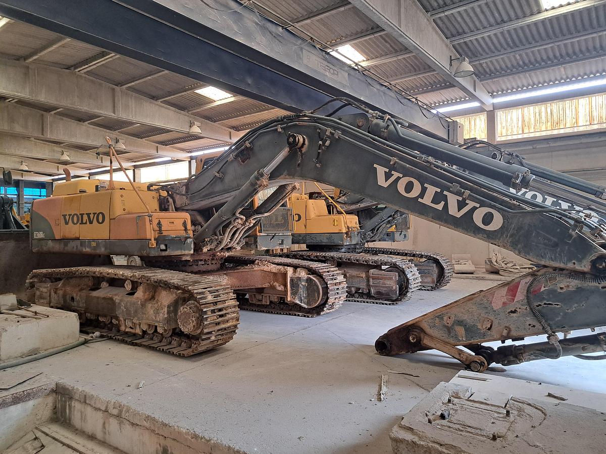 Used Giratória de rastos VOLVO EC360 BLC